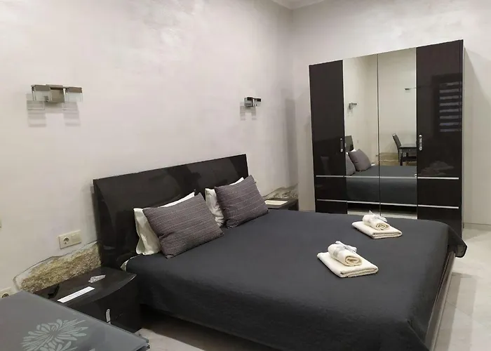 Rynok 25 Elite Center Leópolis